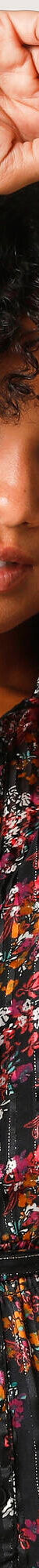Robe-chemisier longue en voile jacquard imprimé floral (noir / violine) Robe-chemisier longue en voile jacquard imprimé floral (noir / violine)